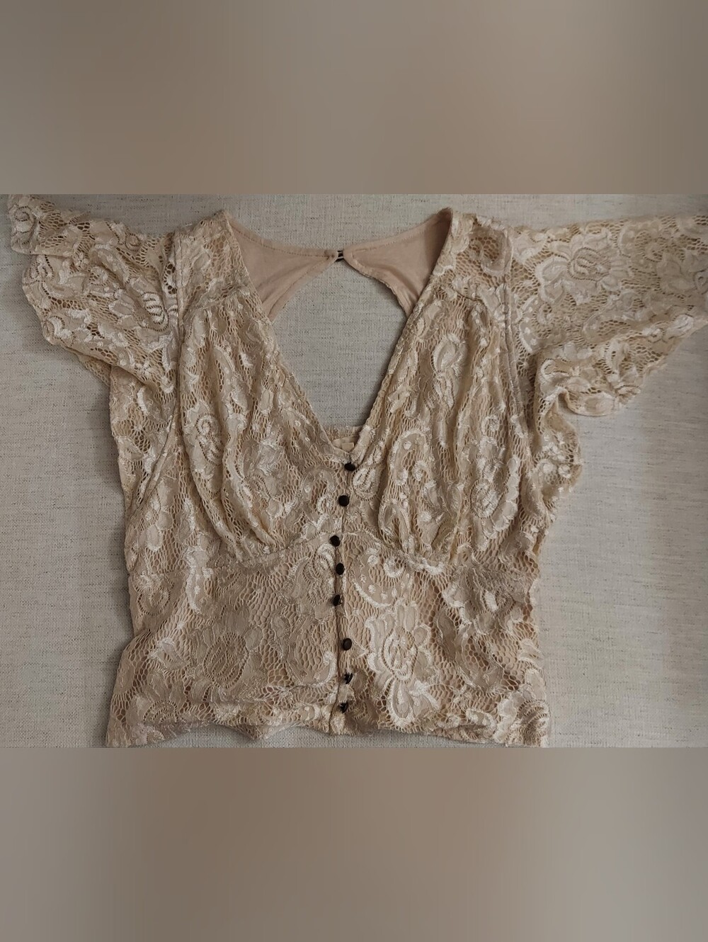 Anthropologie Lace Button-Front Camisole Top - Cream. Size Large. T-606